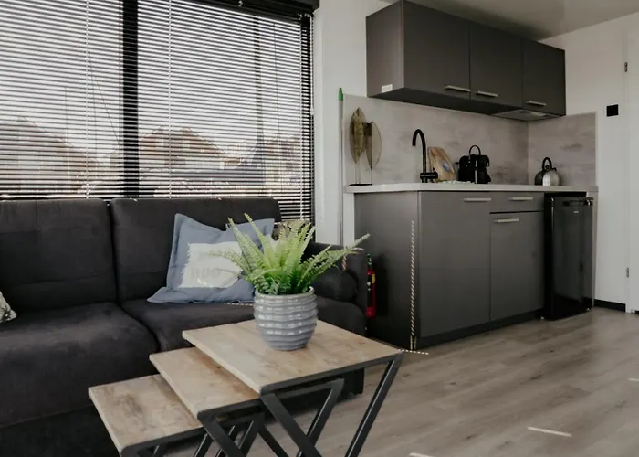 Chalet Houseboat Havenlodge 4 Persons