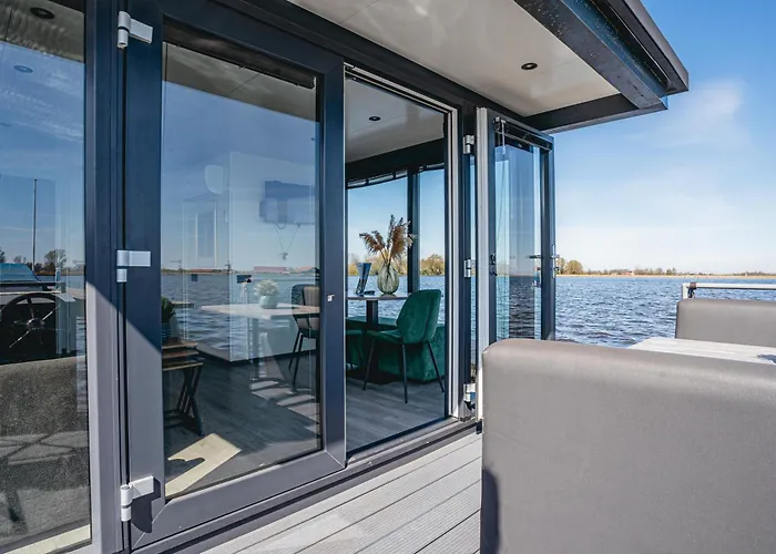 Chalet Houseboat Havenlodge 4 Persons *